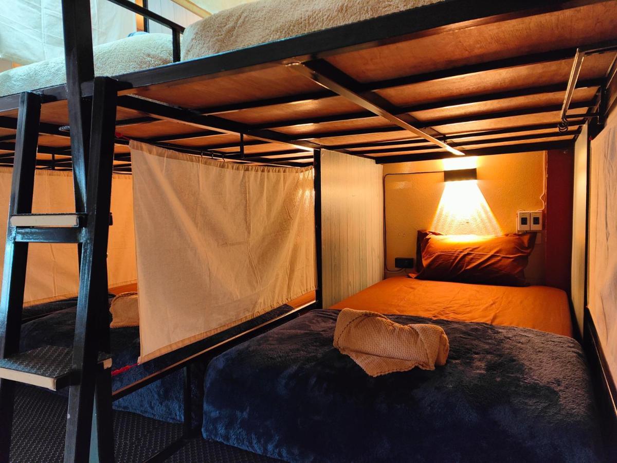 Stay At Moon Hostel ハード・リン エクステリア 写真