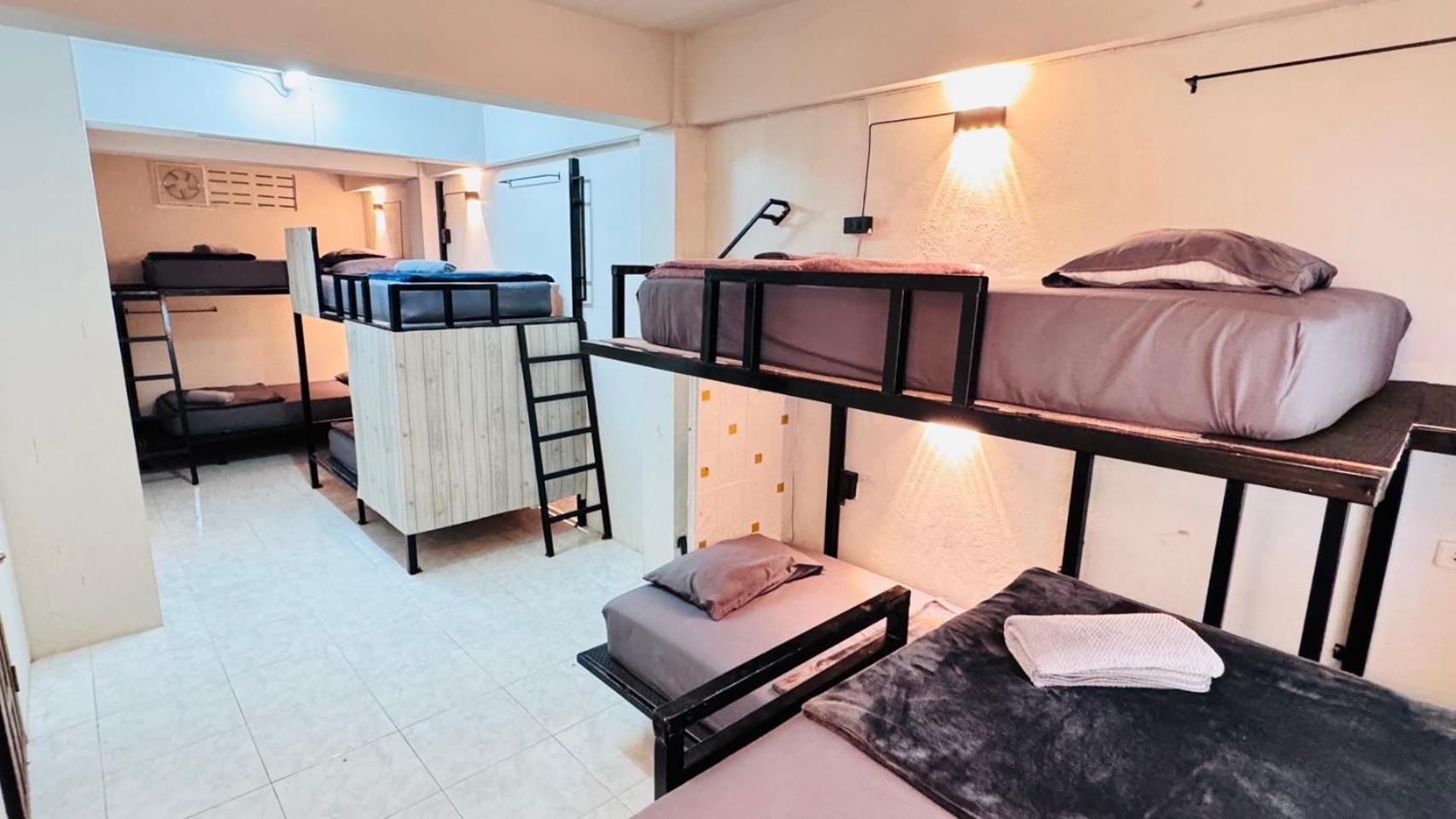 Stay At Moon Hostel ハード・リン エクステリア 写真