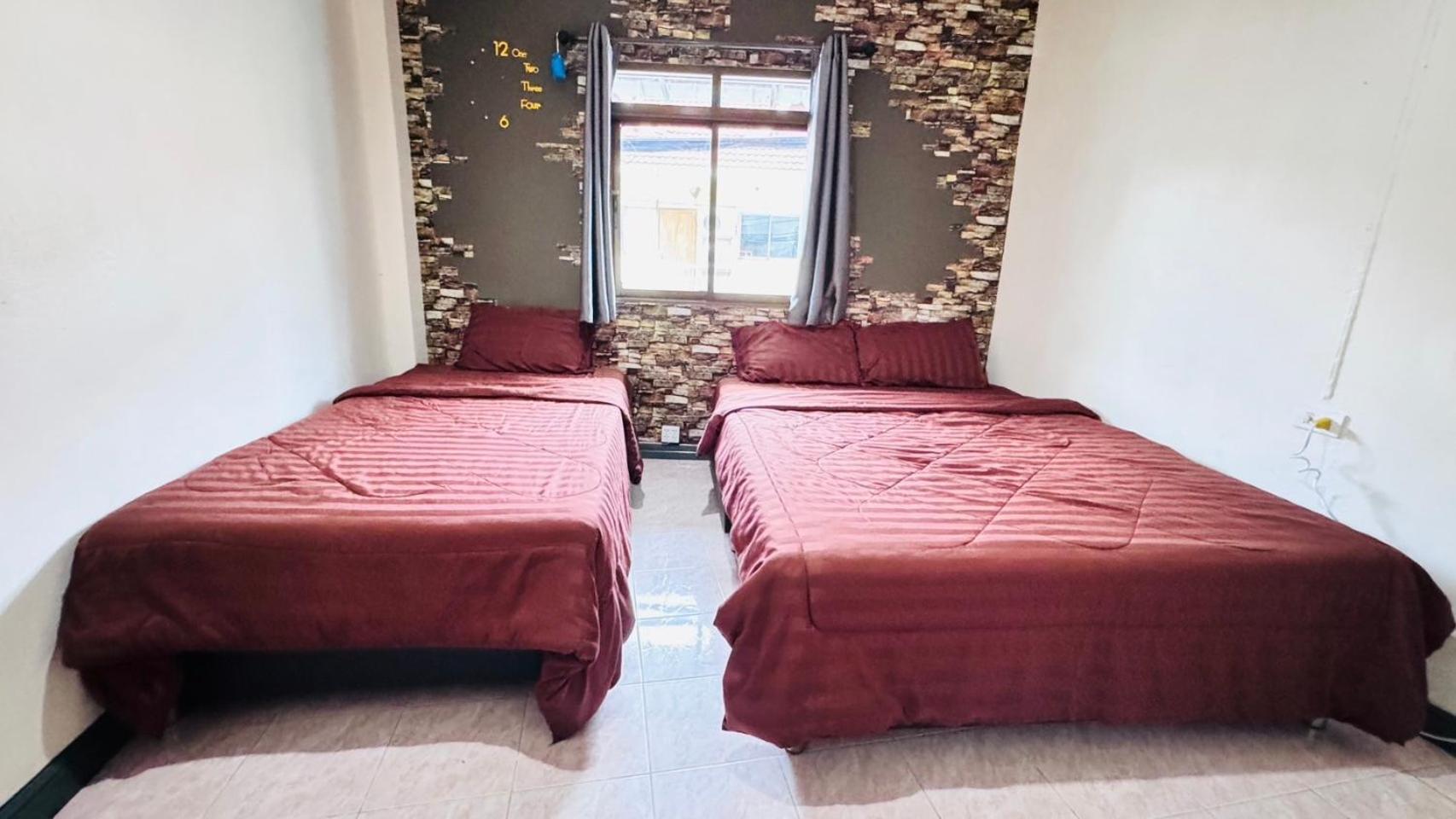 Stay At Moon Hostel ハード・リン エクステリア 写真