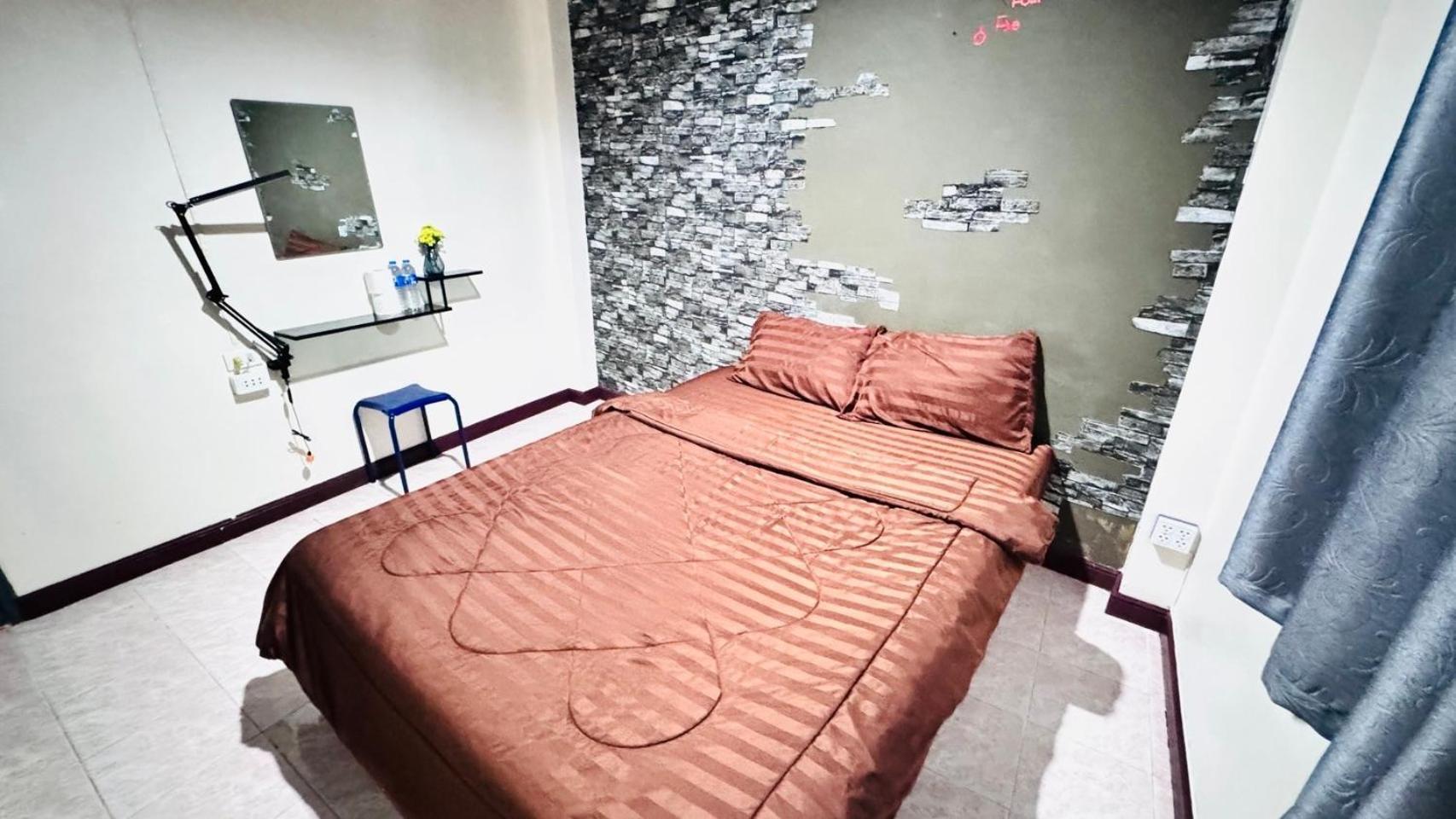 Stay At Moon Hostel ハード・リン エクステリア 写真