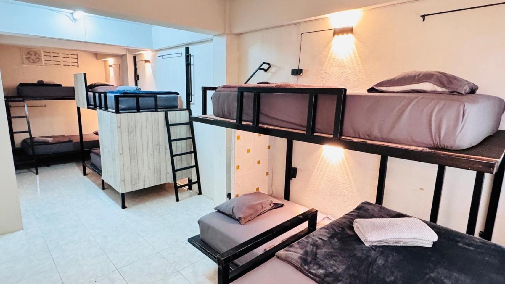 Stay At Moon Hostel ハード・リン エクステリア 写真