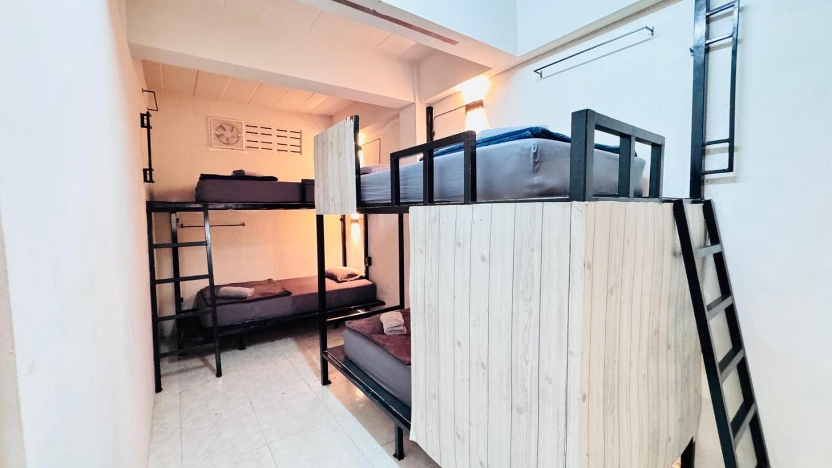 Stay At Moon Hostel ハード・リン エクステリア 写真