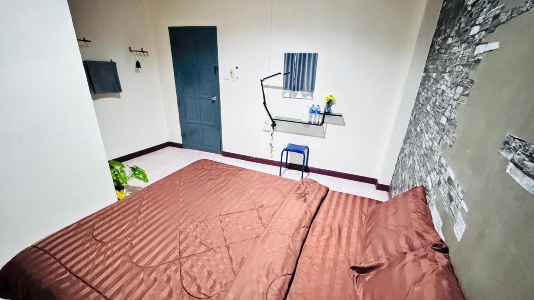 Stay At Moon Hostel ハード・リン エクステリア 写真