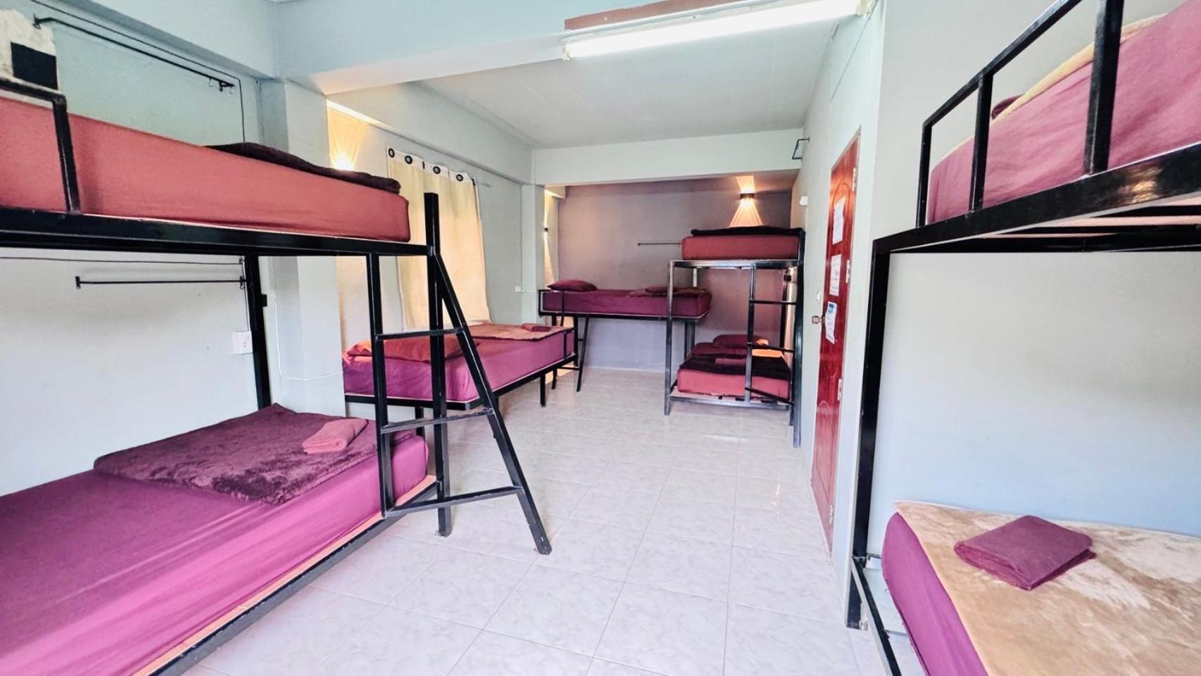 Stay At Moon Hostel ハード・リン エクステリア 写真
