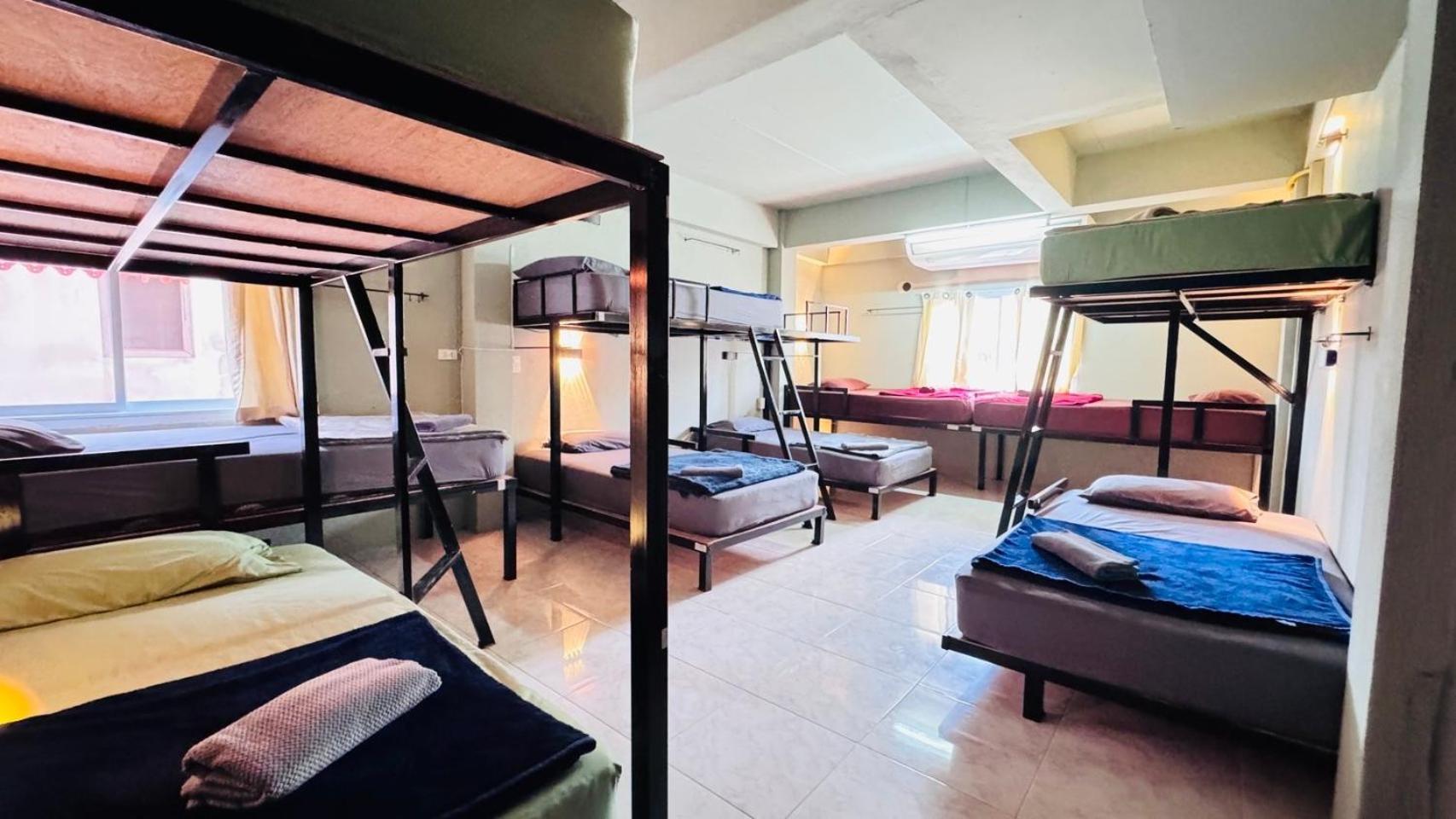 Stay At Moon Hostel ハード・リン エクステリア 写真