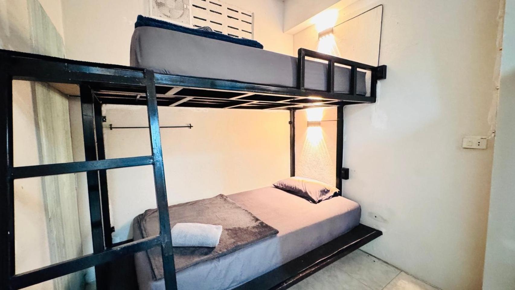 Stay At Moon Hostel ハード・リン エクステリア 写真