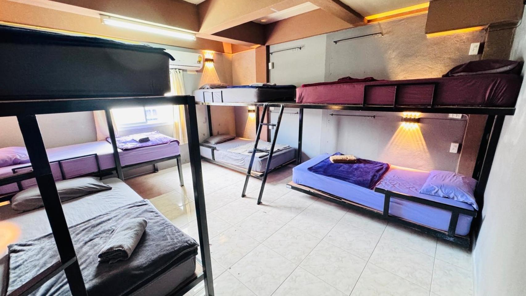 Stay At Moon Hostel ハード・リン エクステリア 写真